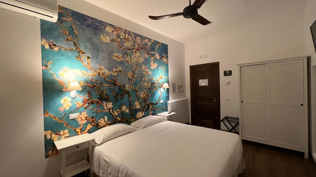 Guest House Le Gemelle Vagabonde Φιουμιτσίνο Εξωτερικό φωτογραφία