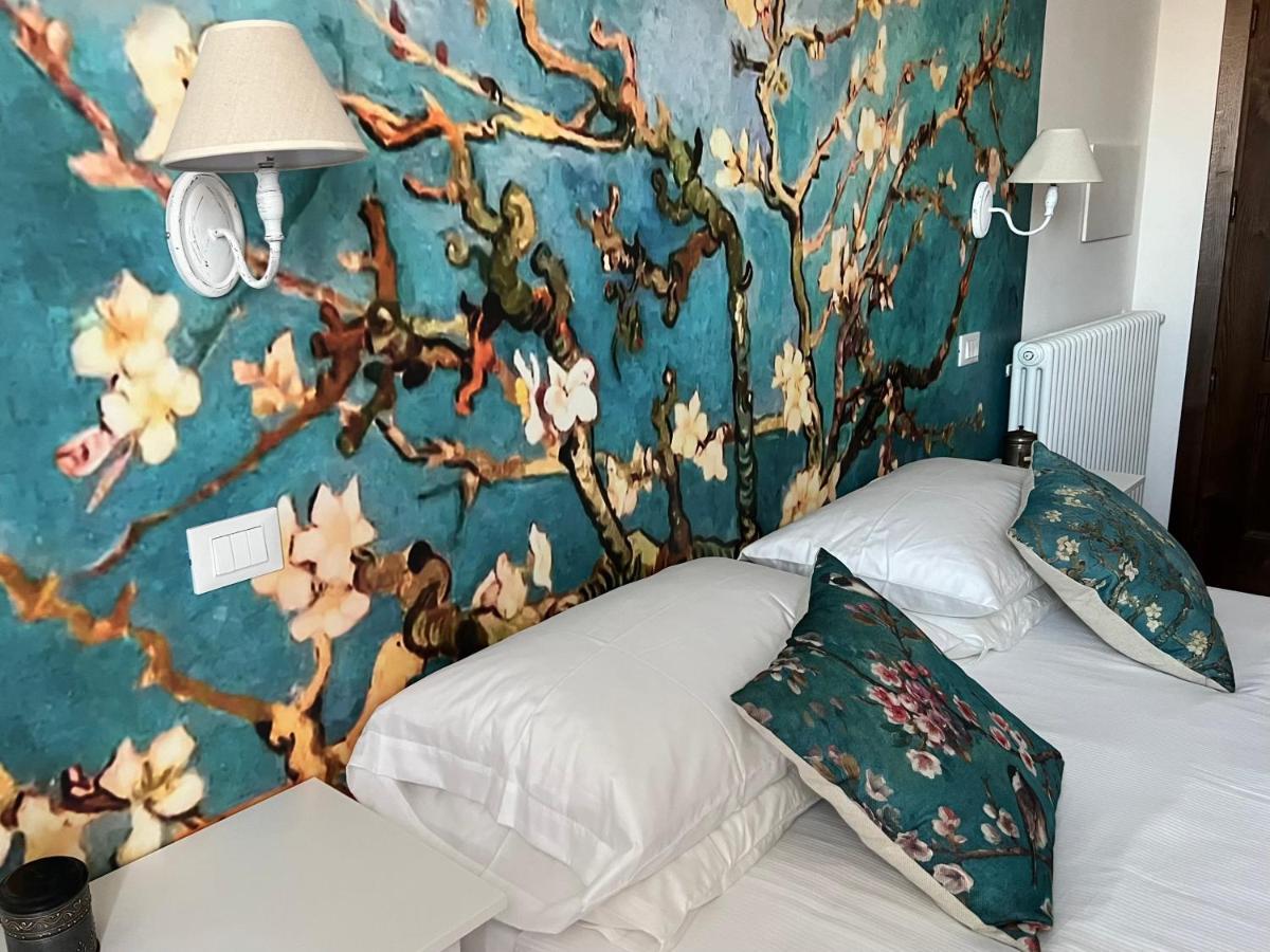 Guest House Le Gemelle Vagabonde Φιουμιτσίνο Εξωτερικό φωτογραφία